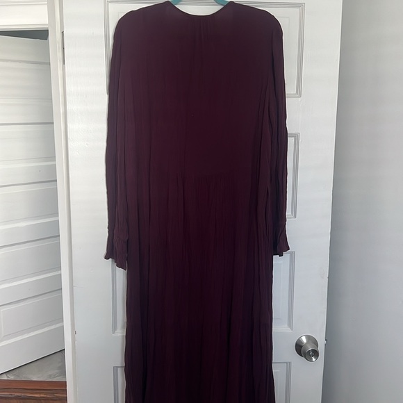 Knox Rose long sleeve maxi dress with tassels and pockets. Size large. - Picture 6 of 9